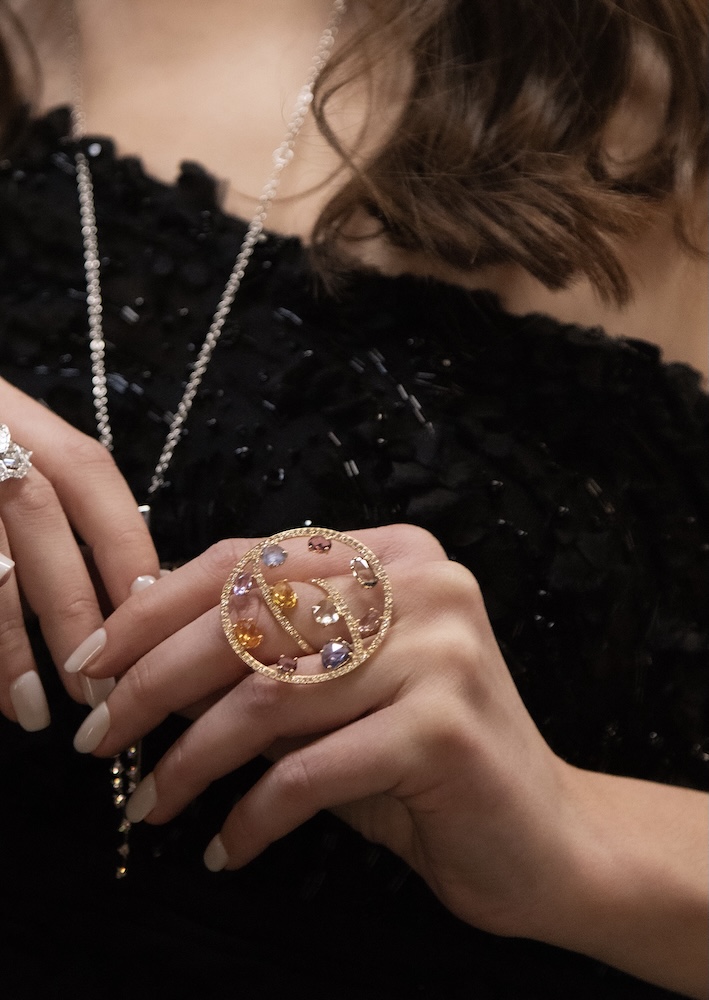 Sapphira S Ring Yellow Gold